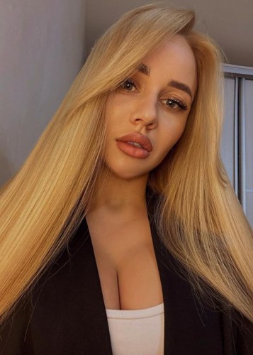 Лариса, Г. Благодарный